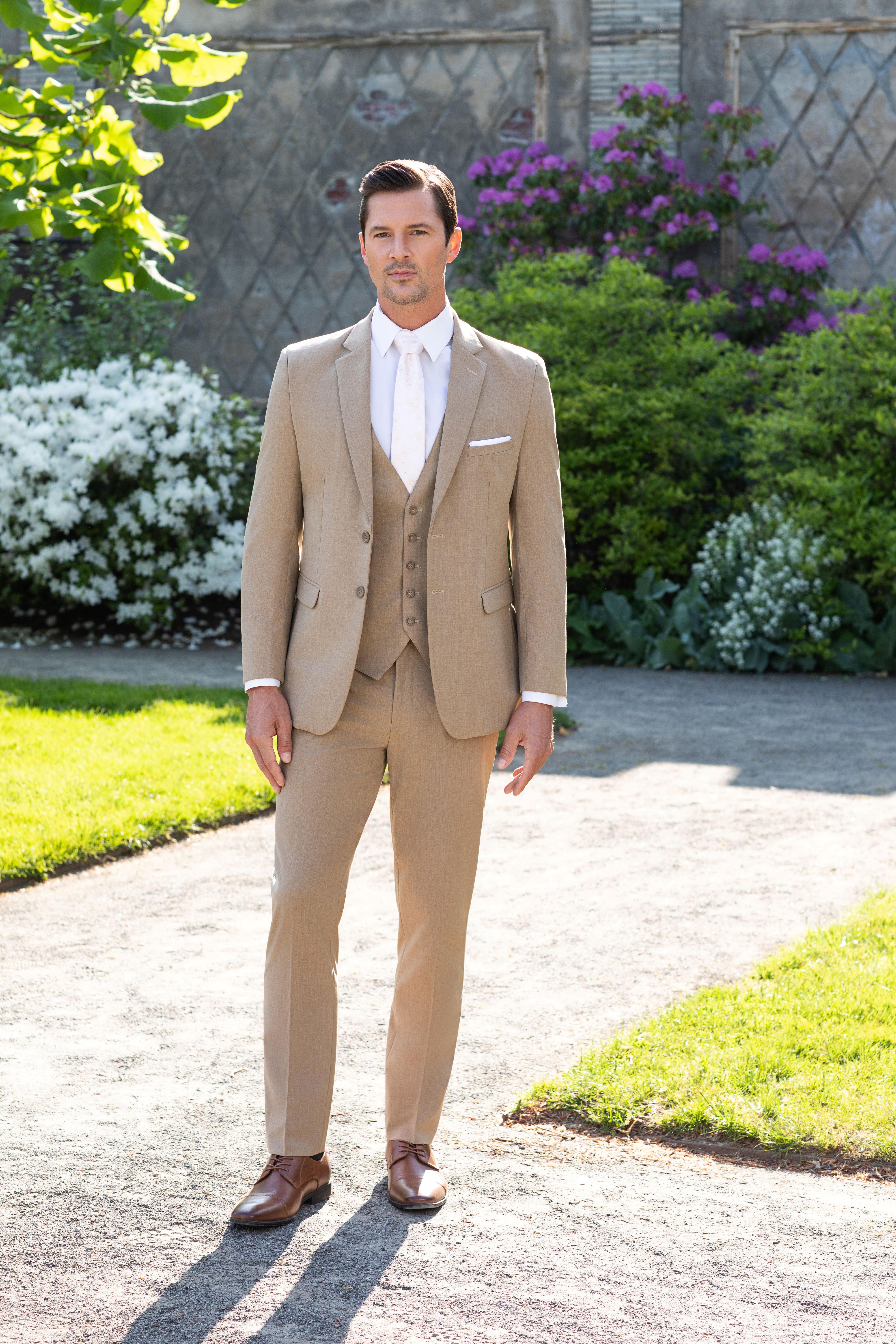 Ted Stanford Camel Metro Suit – Geno's Formal Affair